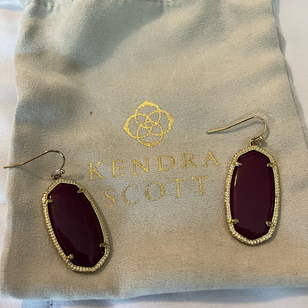 Kendra Scott Elle Gold Drop Earrings in Purple